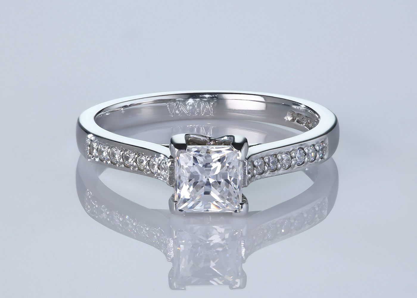 Diamond Set Princess Minna Diamond Ring in Palladium 360 image