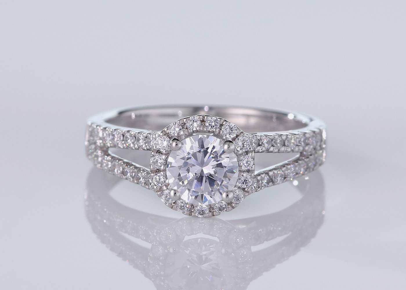 Diamond Set Round Brilliant Adonia Diamond Ring in Platinum 360 image