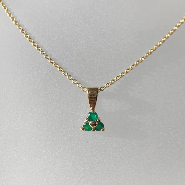 Emerald Cluster Pendant in 9K Yellow Gold
