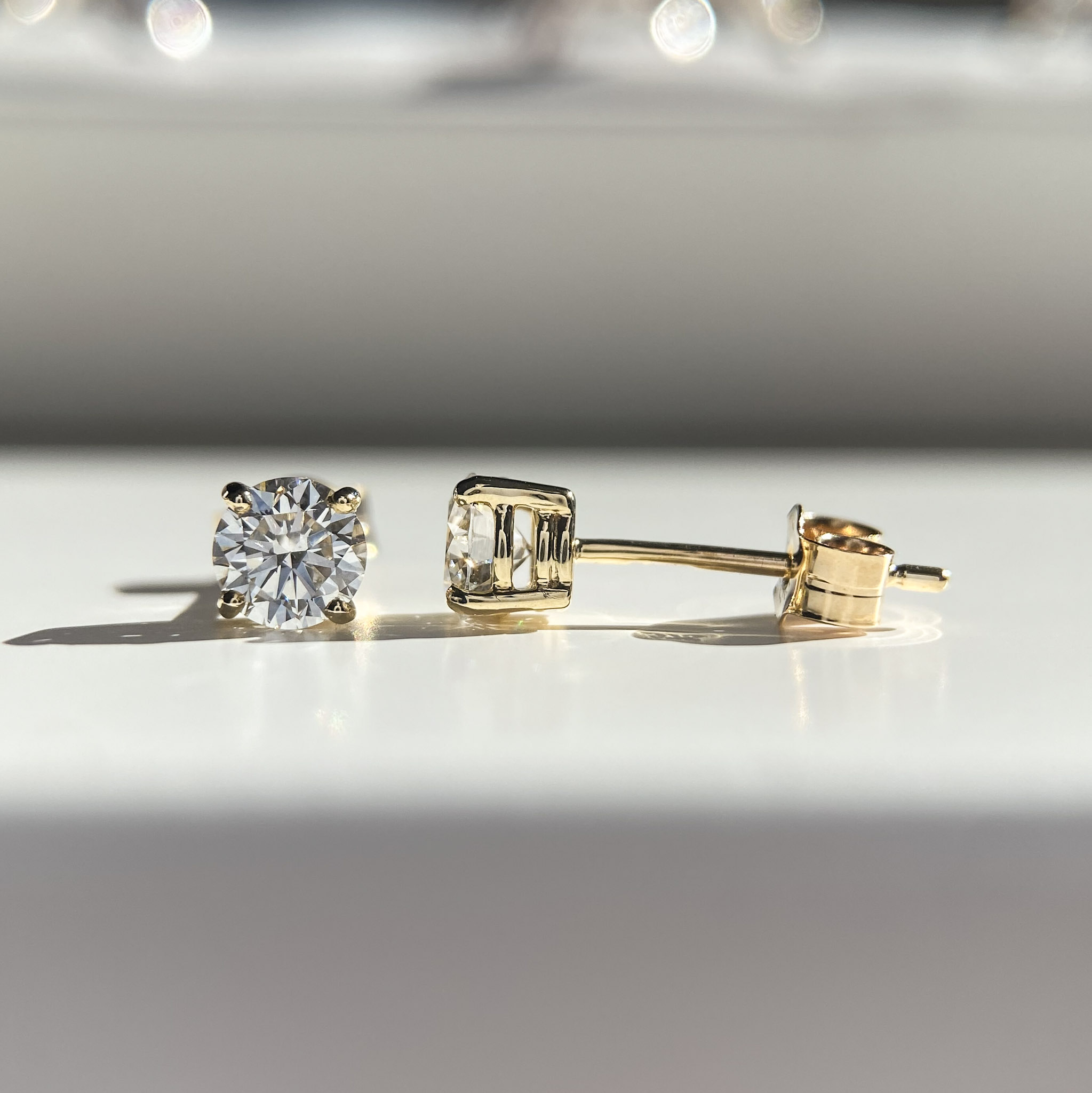 0.85ct Lab-Grown Round Brilliant Ettore Stud Earrings in 9K Yellow Gold
