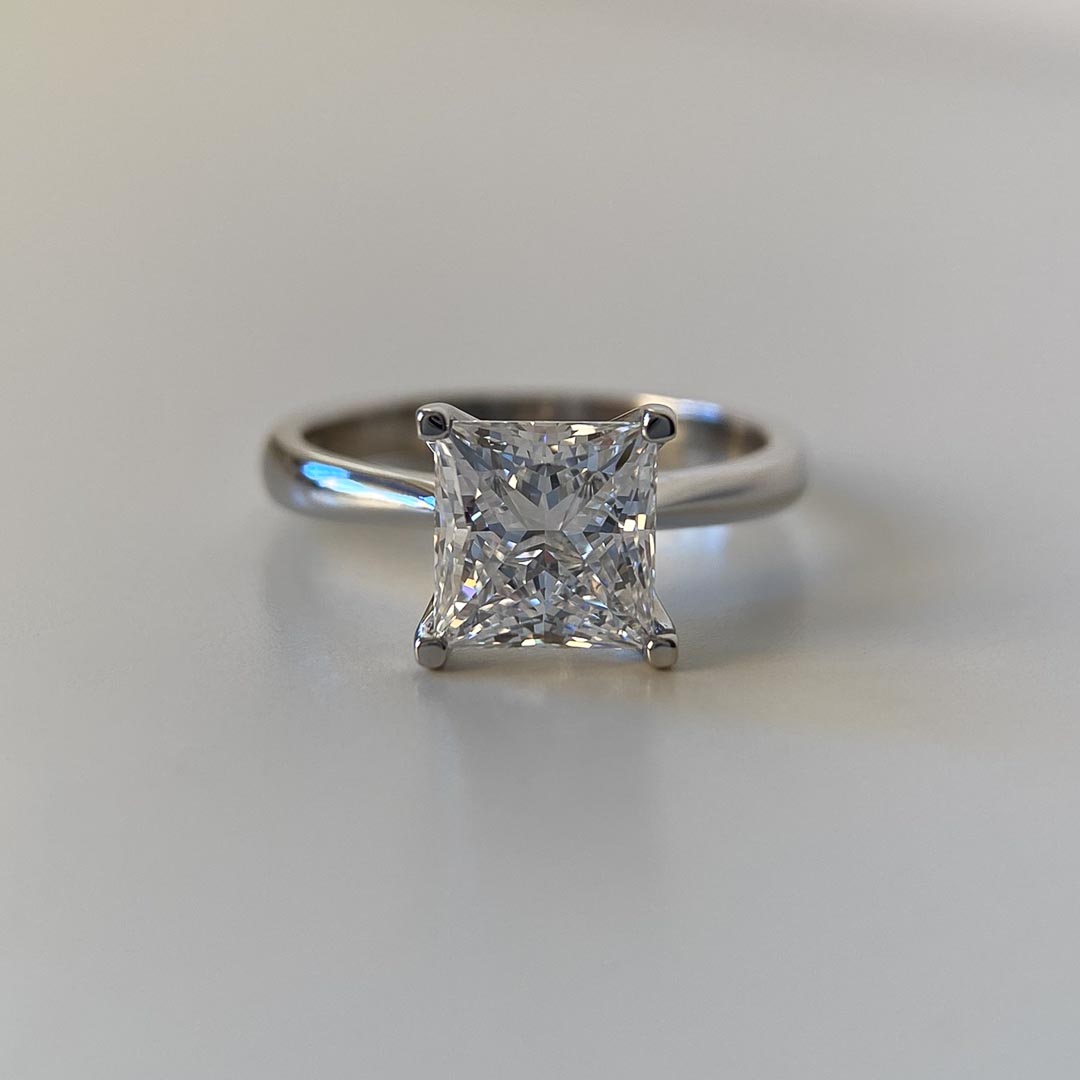 1.65ct Lab-Grown Princess Flor Diamond Ring in Platinum