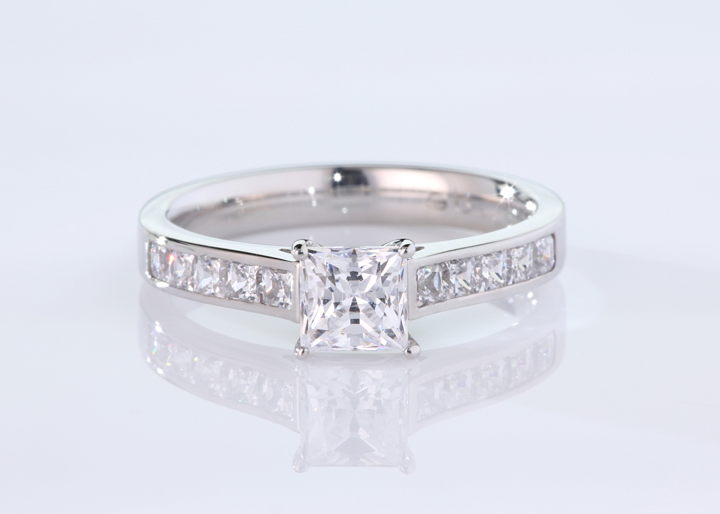 Diamond Set Princess Asta Diamond Ring in 18K Rose Gold 360 image